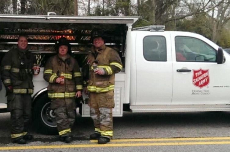 Coastal Alabama Salvation Army Responds to Fire on Dauphin Island Parkway