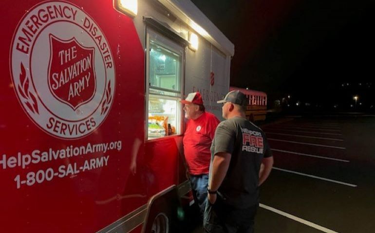 Knoxville Salvation Army Responds to Wears Valley Fire